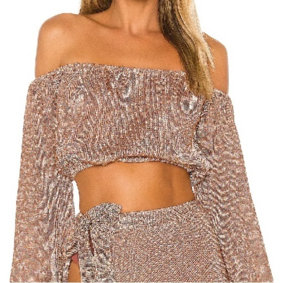 Lovers & Friends Nayelli off the shoulder Top Long sleeved Cropped Metallic XL - Picture 2 of 12